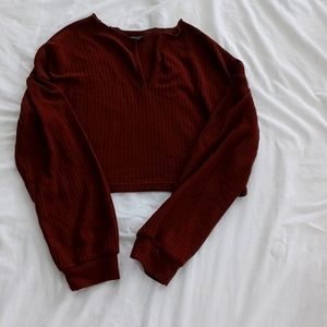 Long sleeve crop top